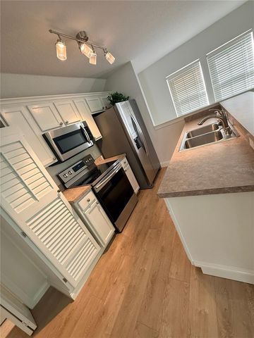 1005 KESTREL COURT B, Celebration, FL 34747