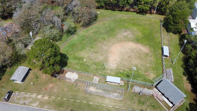 325 Avon Lane, Mary Esther, FL 32569