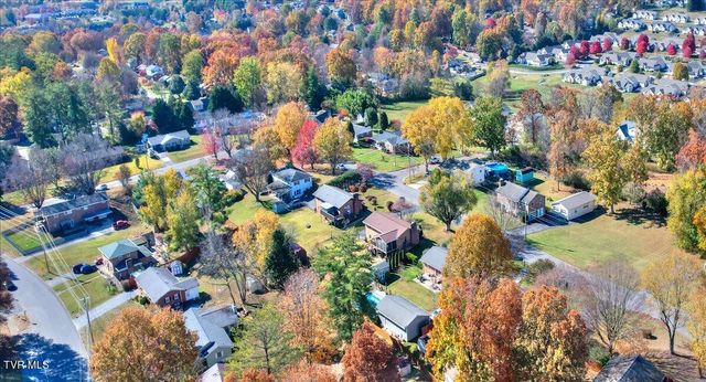 2517 Larkspur Drive, Johnson City, TN 37604