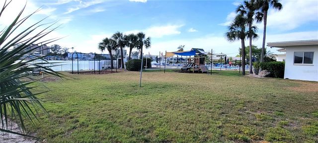 10351 REGAL DRIVE 18, Largo, FL 33774