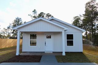 5654 Falcon Way, Crestview, FL 32539