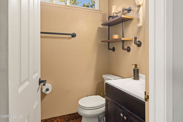 749 E Street, Fernley, NV 89408