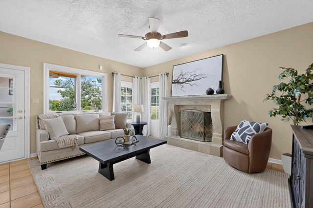 10136 Masters Drive NE, Albuquerque, NM 87111