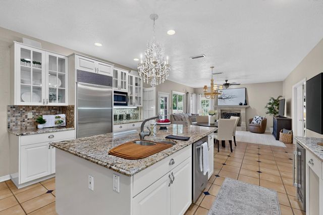 10136 Masters Drive NE, Albuquerque, NM 87111