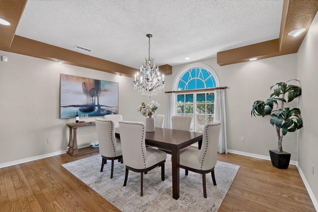 10136 Masters Drive NE, Albuquerque, NM 87111