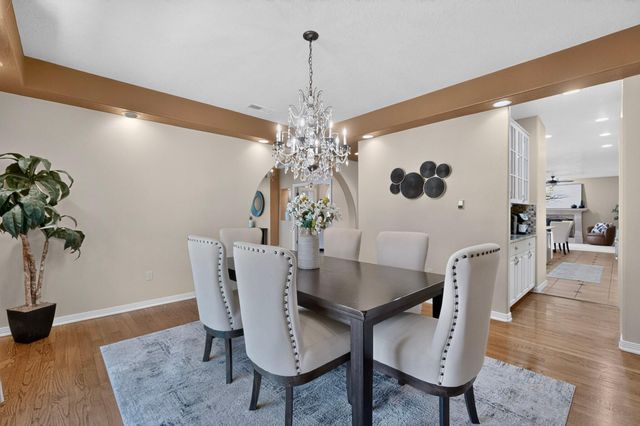 10136 Masters Drive NE, Albuquerque, NM 87111