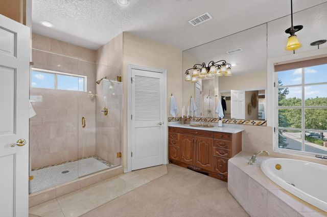 10136 Masters Drive NE, Albuquerque, NM 87111