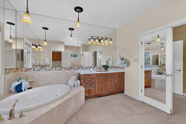 10136 Masters Drive NE, Albuquerque, NM 87111