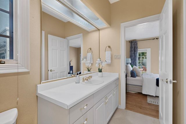 10136 Masters Drive NE, Albuquerque, NM 87111