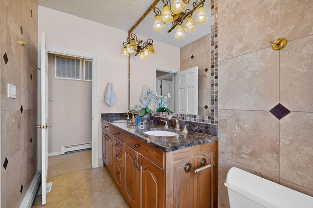 10136 Masters Drive NE, Albuquerque, NM 87111