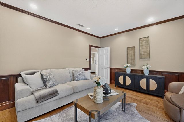 10136 Masters Drive NE, Albuquerque, NM 87111