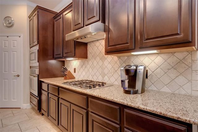 3 Galleta Court, The Woodlands, TX 77389