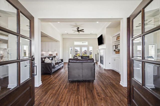 4112 Leslies Way, Dickinson, TX 77539