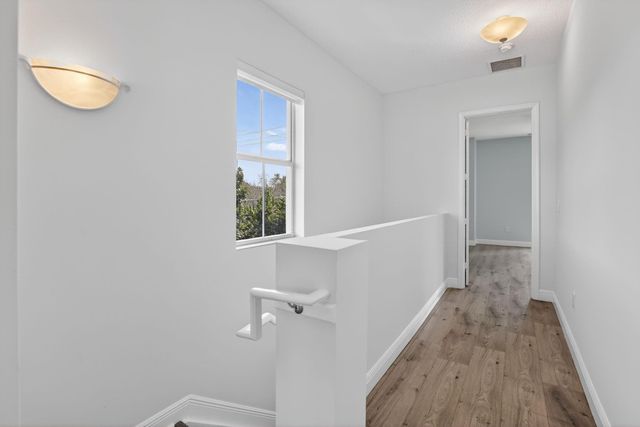 1301 SW 4th Street 1301, Fort Lauderdale, FL 33312