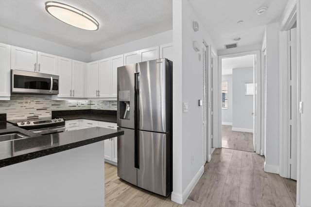 1301 SW 4th Street 1301, Fort Lauderdale, FL 33312