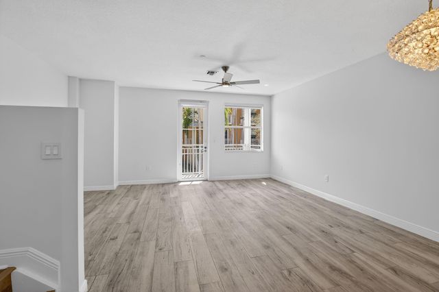 1301 SW 4th Street 1301, Fort Lauderdale, FL 33312
