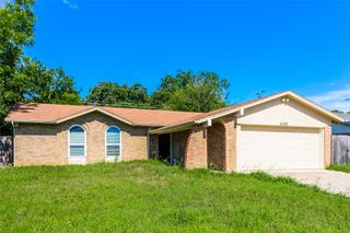 6408 Donna Lane, Forest Hill, TX 76119