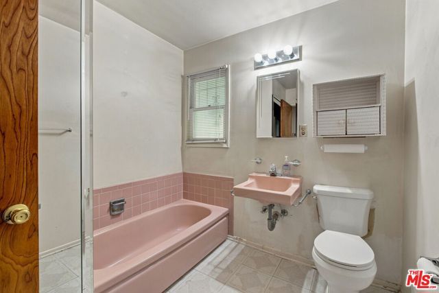 909 E Nordby Street, Carson, CA 90746