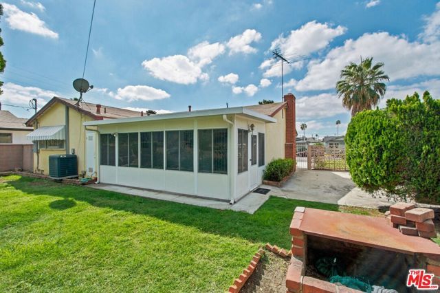 909 E Nordby Street, Carson, CA 90746
