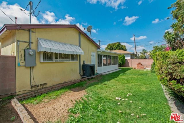 909 E Nordby Street, Carson, CA 90746