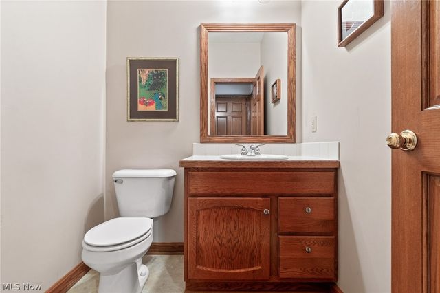2650 Missenden Street NW, North Canton, OH 44720