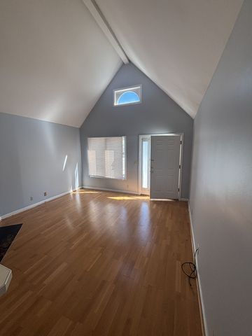 3204 W End Cir Apt 11, Nashville, TN 37203