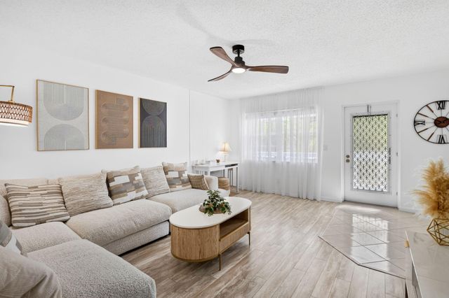 539 Durham S S, Deerfield Beach, FL 33442