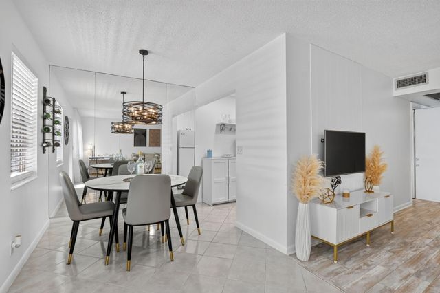 539 Durham S S, Deerfield Beach, FL 33442