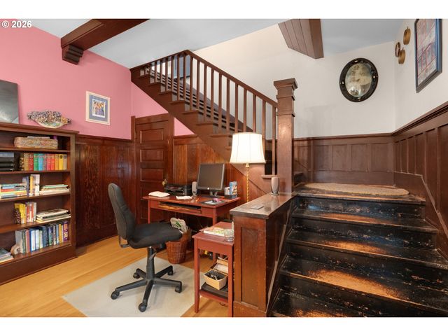 1528 IRVING Ave, Astoria, OR 97103