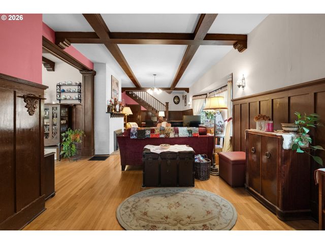 1528 IRVING Ave, Astoria, OR 97103