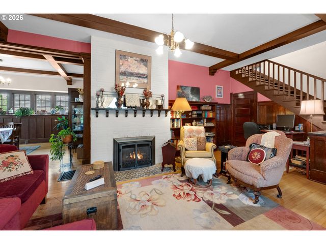 1528 IRVING Ave, Astoria, OR 97103