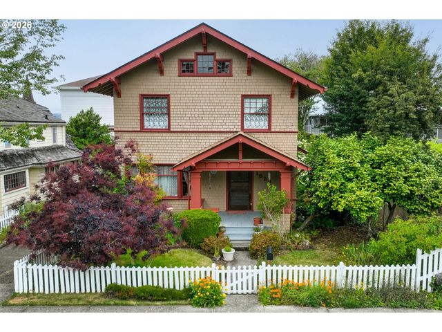 1528 IRVING Ave, Astoria, OR 97103