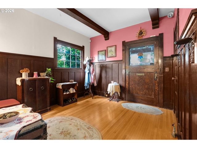 1528 IRVING Ave, Astoria, OR 97103