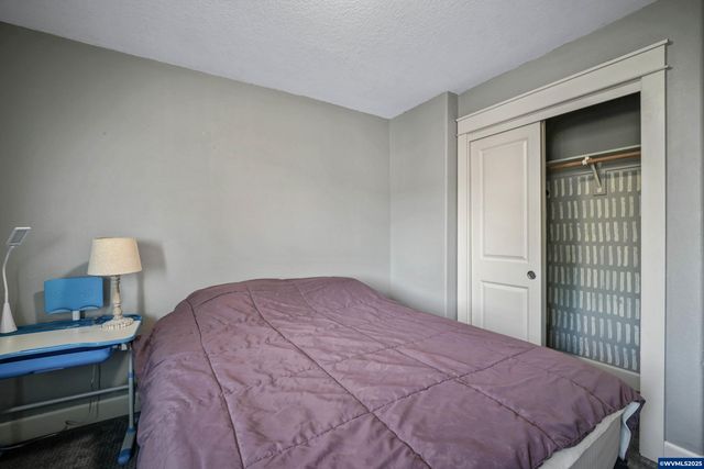 5829 Montevallo St SE, Salem, OR 97306