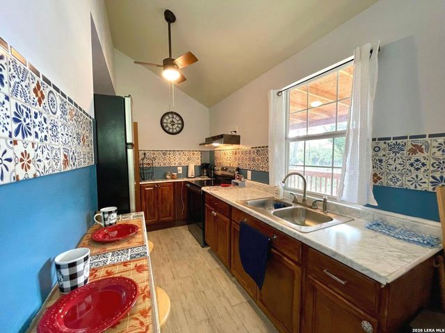 177 INDIAN CYN, Spring Branch, TX 78070