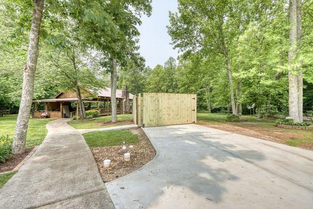 164 Bear Bend, Blairsville, GA 30512