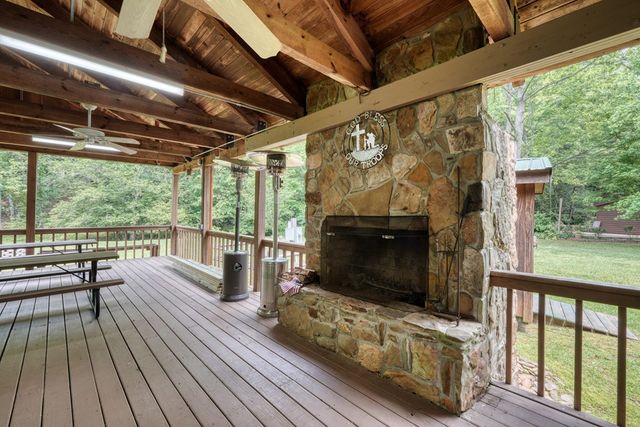 164 Bear Bend, Blairsville, GA 30512