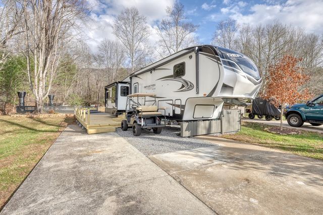 164 Bear Bend, Blairsville, GA 30512