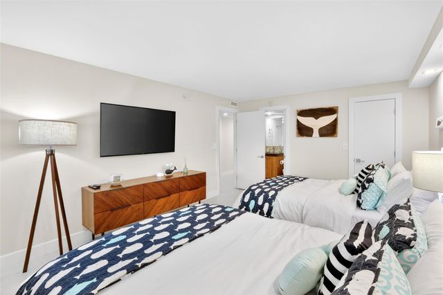 1710 S Ocean Ln 203, Fort Lauderdale, FL 33316