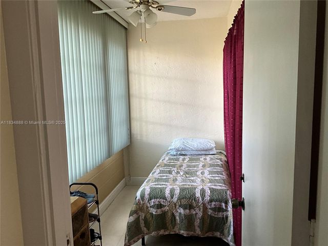 300 Berkley Rd 108, Hollywood, FL 33024