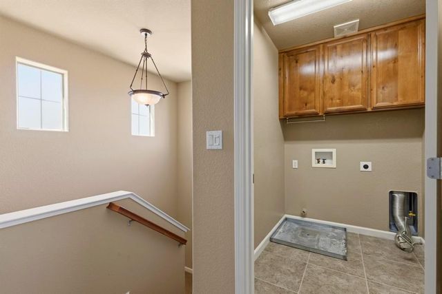 5621 Seedling Way, Marysville, CA 95901