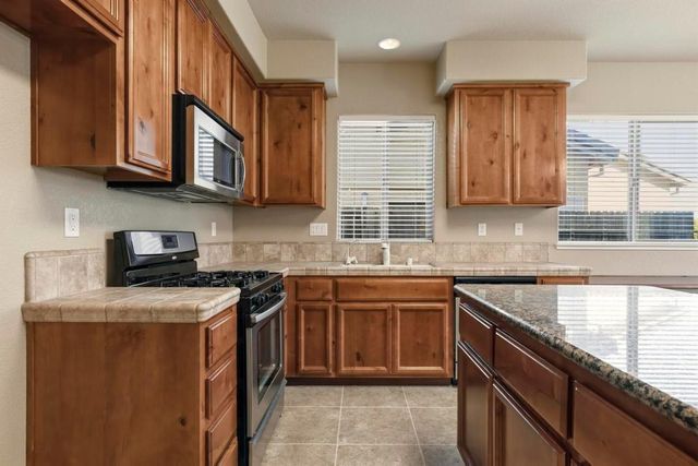 5621 Seedling Way, Marysville, CA 95901