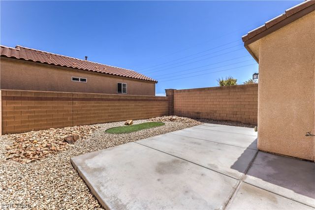 9188 Red Knoll Street, Las Vegas, NV 89113