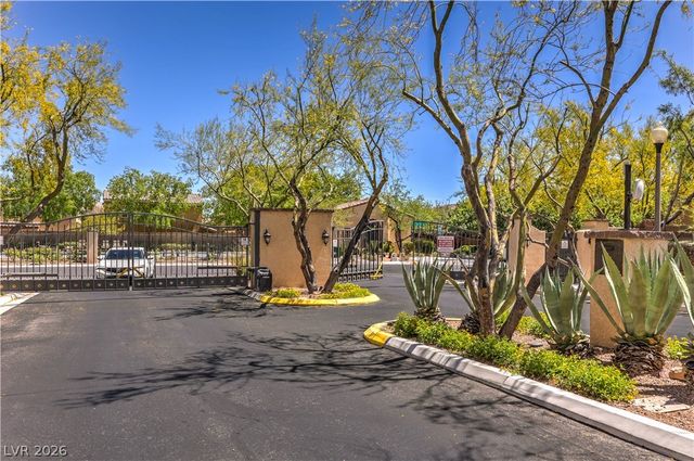 9188 Red Knoll Street, Las Vegas, NV 89113