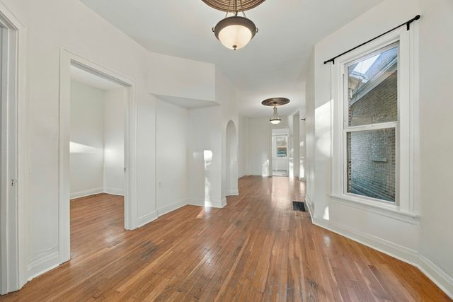 1023 S Claremont Street, Chicago, IL 60612