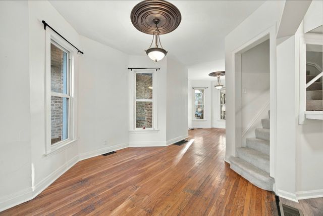 1023 S Claremont Street, Chicago, IL 60612