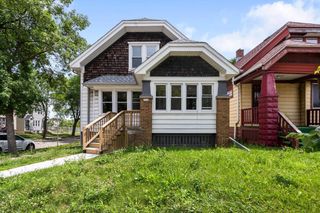 3634 N 9th STREET, Milwaukee, WI 53206