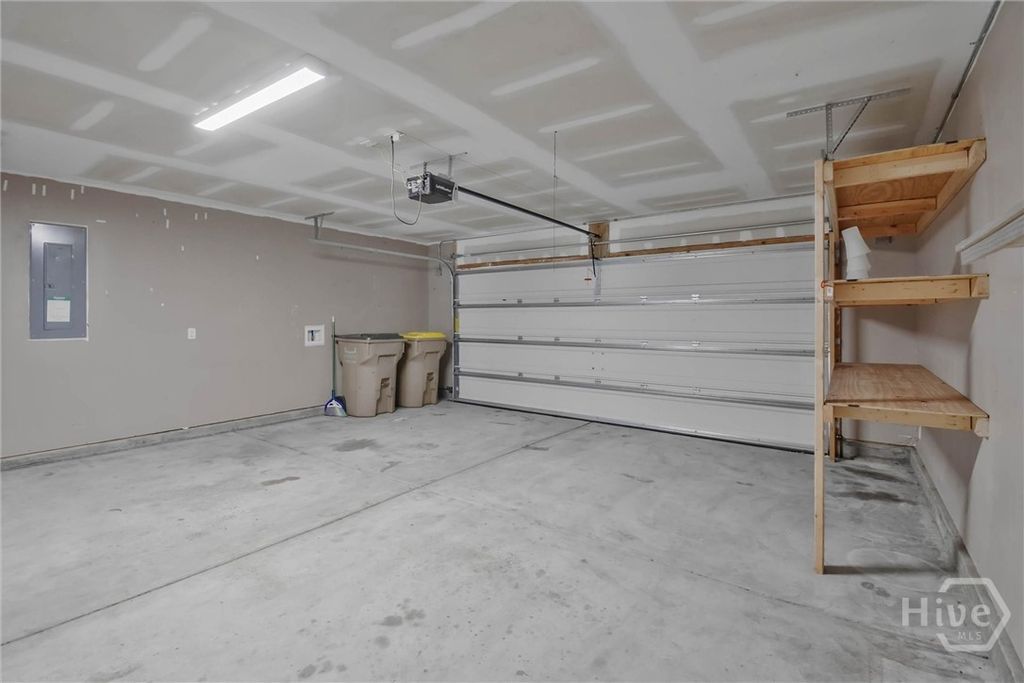 Image 15 of property listing at 113 Tupelo Way, Guyton, GA 31312
