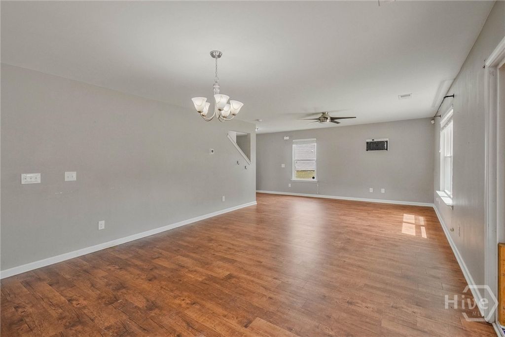 Image 7 of property listing at 113 Tupelo Way, Guyton, GA 31312