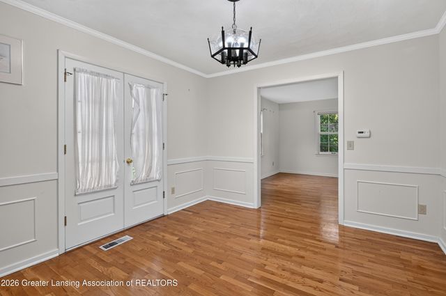 1682 Woodside Drive, East Lansing, MI 48823